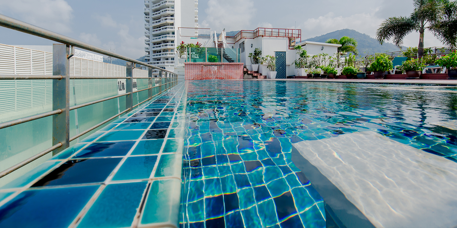 Swimming pool Aspery Hotel Patgon Beach